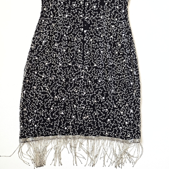 A.J. Bari Petites Silk Hand Beaded Fringe Cocktail Dress Black Silver Gatsby 20s - Picture 13 of 15
